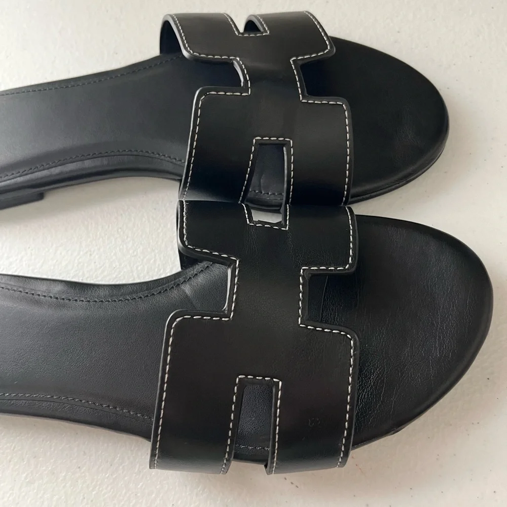 Crown & Ivy Women’s Black Slip-On Comfort Sandals | Size 8.5 | Spring | Low Heel - Picture 13 of 14